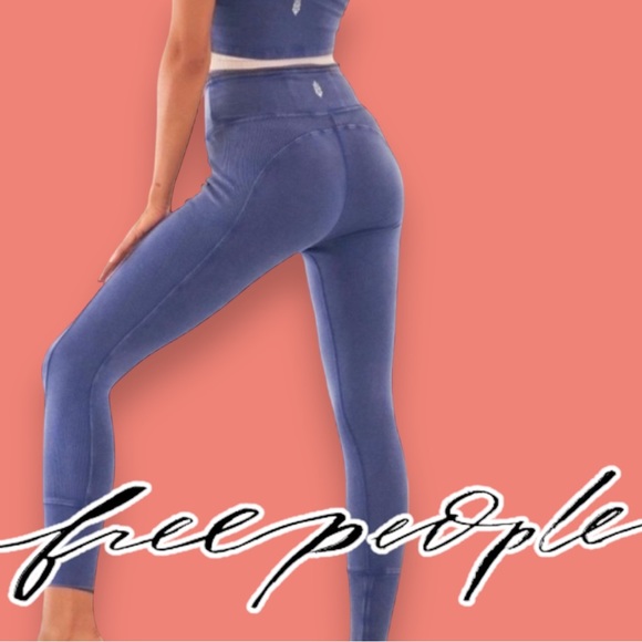 FP Movement by Free People Pants - NWT High-Rise Ankle Hot Shot Leggings in deepest navy. Size XS  🧘🏽‍♀️